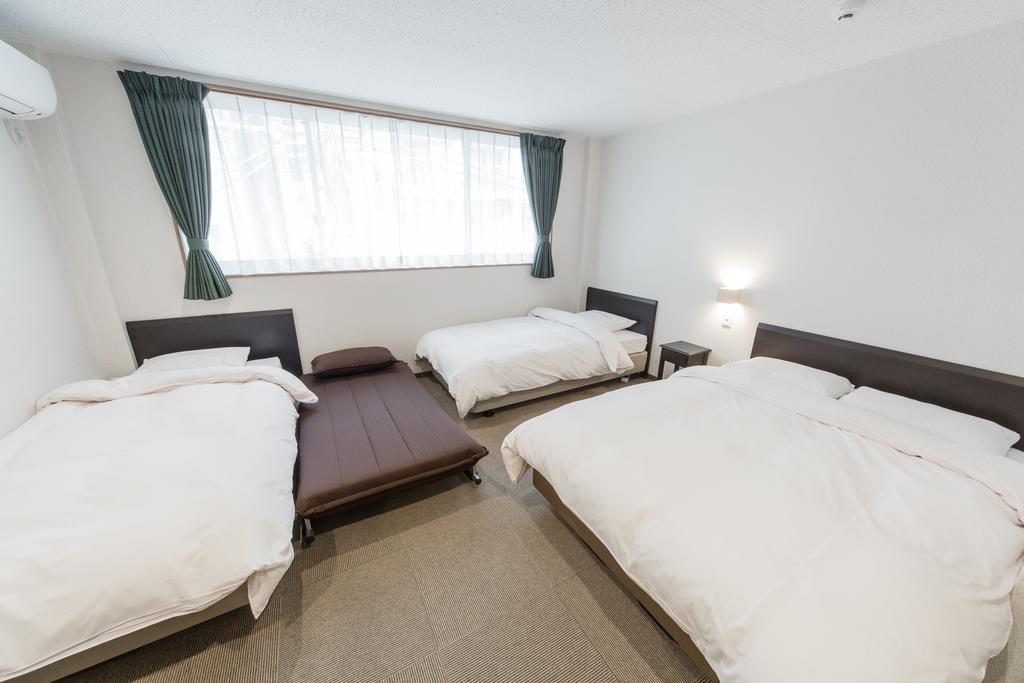 Shijo Omiya Guesthouse And Hotel Кіото Екстер'єр фото