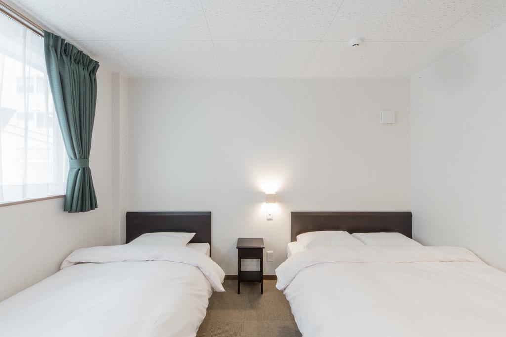 Shijo Omiya Guesthouse And Hotel Кіото Екстер'єр фото