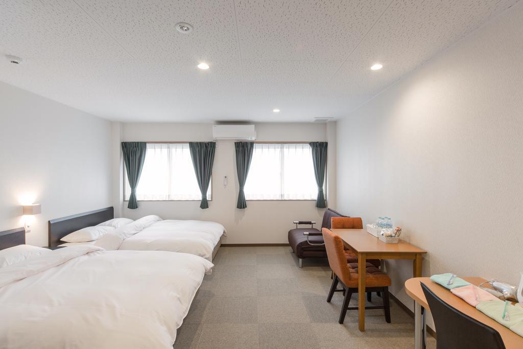Shijo Omiya Guesthouse And Hotel Кіото Екстер'єр фото